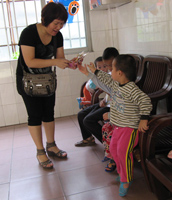 2011年儿童节到江门福利院慰问